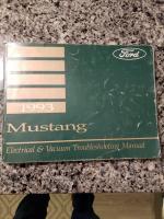 Ford Mustang LX 5.0 Hatchback 1993 года